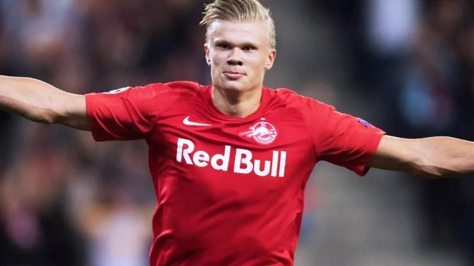 德甲霸主制造惨案，13轮12胜，凯恩踢疯了：替补轰入3球（德甲豪门再现碾压，13轮12胜，凯恩替补上演帽子戏法）