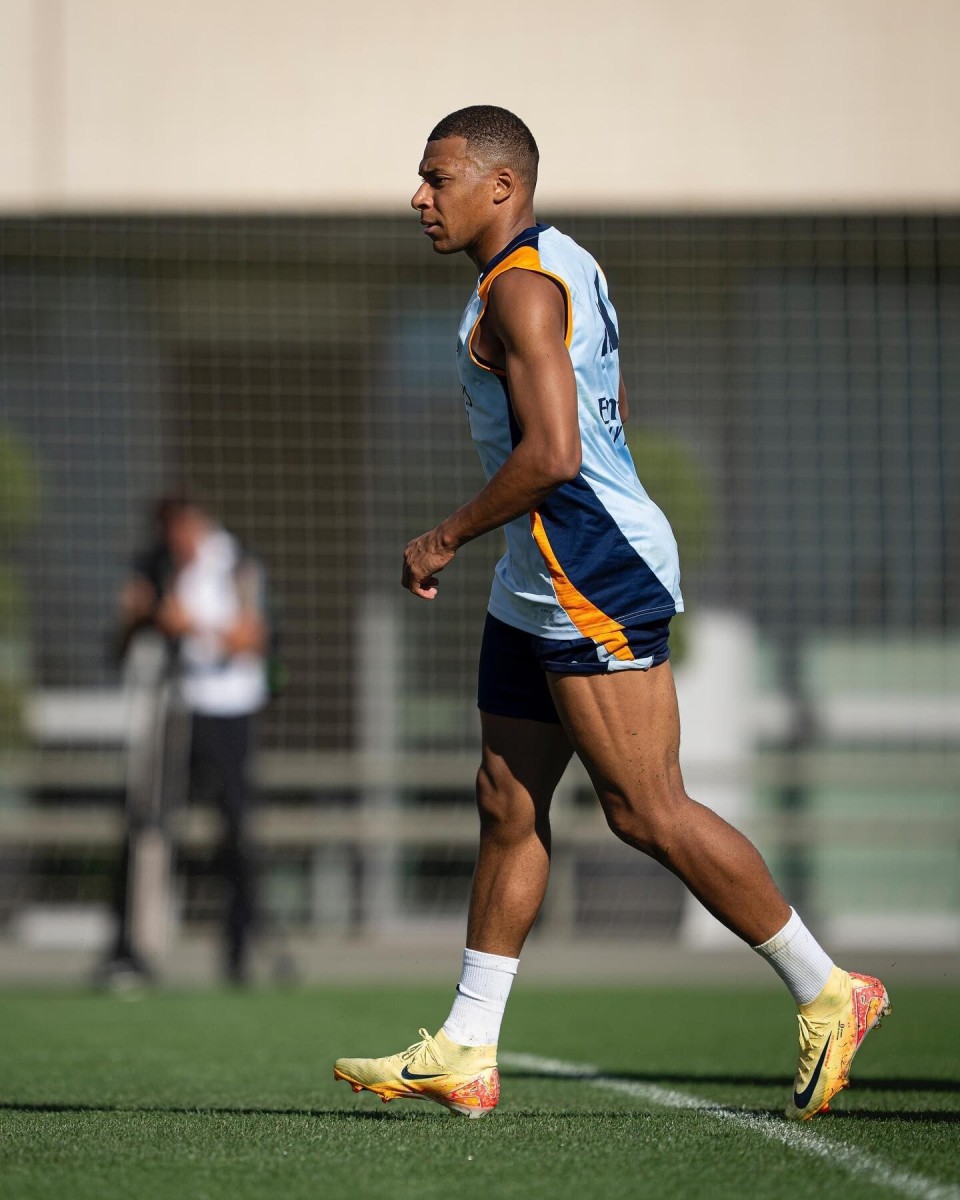 迪洛伦佐谈3场不胜0进球：我们缺上赛季让我们与众不同的精神